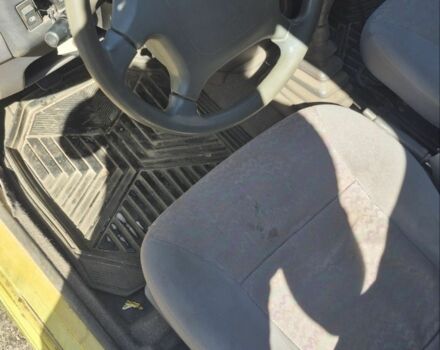 Желтый Ниссан Микра, объемом двигателя 1 л и пробегом 242 тыс. км за 699 $, фото 6 на Automoto.ua