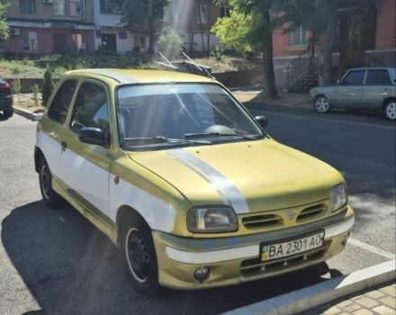 Желтый Ниссан Микра, объемом двигателя 1 л и пробегом 242 тыс. км за 699 $, фото 5 на Automoto.ua