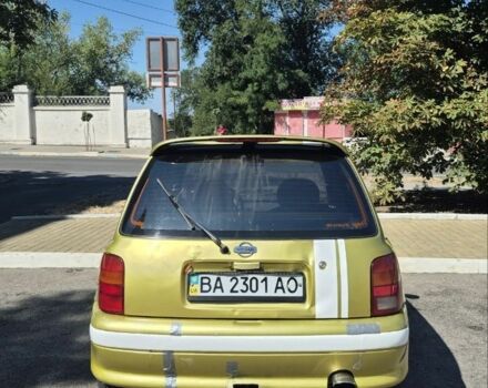 Желтый Ниссан Микра, объемом двигателя 1 л и пробегом 242 тыс. км за 699 $, фото 3 на Automoto.ua