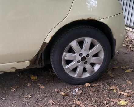 Жовтий Ніссан Мікра, об'ємом двигуна 1.39 л та пробігом 3 тис. км за 3800 $, фото 9 на Automoto.ua