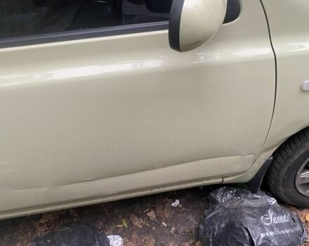 Жовтий Ніссан Мікра, об'ємом двигуна 1.39 л та пробігом 3 тис. км за 3800 $, фото 5 на Automoto.ua