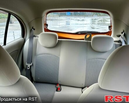 Желтый Ниссан Микра, объемом двигателя 1.2 л и пробегом 51 тыс. км за 8200 $, фото 4 на Automoto.ua