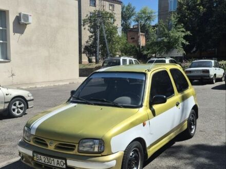 Желтый Ниссан Микра, объемом двигателя 1 л и пробегом 242 тыс. км за 699 $, фото 1 на Automoto.ua