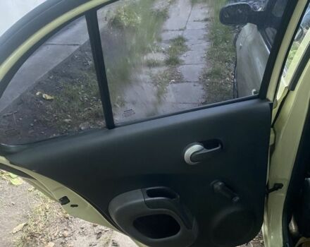 Жовтий Ніссан Мікра, об'ємом двигуна 1.39 л та пробігом 3 тис. км за 3800 $, фото 1 на Automoto.ua