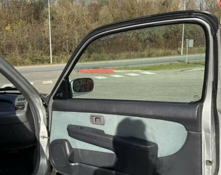 Сірий Ніссан Мікра, об'ємом двигуна 1 л та пробігом 240 тис. км за 2600 $, фото 9 на Automoto.ua