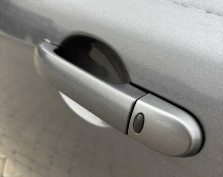 Серый Ниссан Микра, объемом двигателя 1.39 л и пробегом 133 тыс. км за 5400 $, фото 5 на Automoto.ua