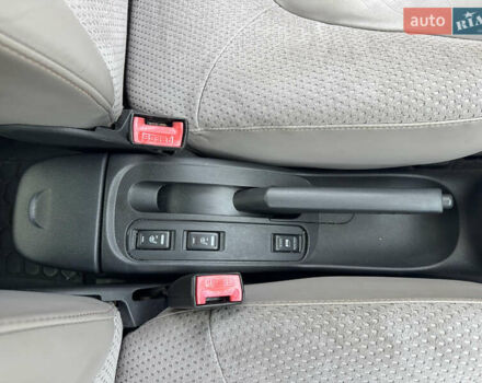 Сірий Ніссан Мікра, об'ємом двигуна 1.39 л та пробігом 140 тис. км за 6500 $, фото 27 на Automoto.ua