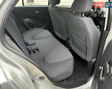 Серый Ниссан Микра, объемом двигателя 1.2 л и пробегом 200 тыс. км за 5900 $, фото 6 на Automoto.ua