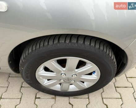 Серый Ниссан Микра, объемом двигателя 1.2 л и пробегом 200 тыс. км за 5900 $, фото 3 на Automoto.ua