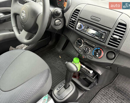 Серый Ниссан Микра, объемом двигателя 1.2 л и пробегом 200 тыс. км за 5900 $, фото 5 на Automoto.ua