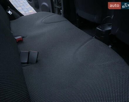 Сірий Ніссан Мікра, об'ємом двигуна 1.2 л та пробігом 127 тис. км за 5800 $, фото 34 на Automoto.ua