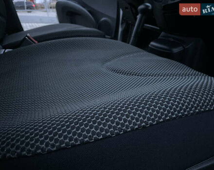 Сірий Ніссан Мікра, об'ємом двигуна 1.2 л та пробігом 127 тис. км за 5800 $, фото 31 на Automoto.ua