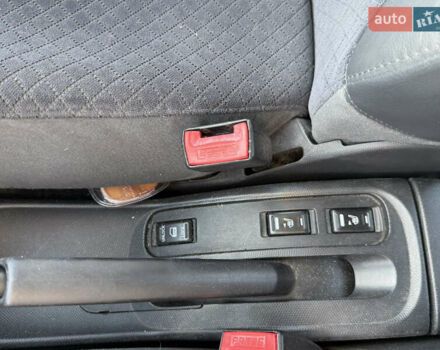 Синий Ниссан Микра, объемом двигателя 1.39 л и пробегом 185 тыс. км за 5500 $, фото 15 на Automoto.ua