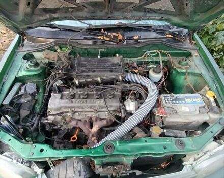 Зеленый Ниссан Микра, объемом двигателя 1 л и пробегом 77 тыс. км за 1500 $, фото 5 на Automoto.ua