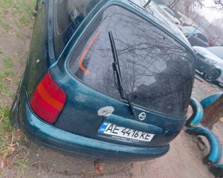 Зелений Ніссан Мікра, об'ємом двигуна 1 л та пробігом 208 тис. км за 1093 $, фото 3 на Automoto.ua