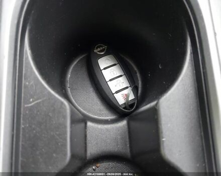 Белый Ниссан Мурано, объемом двигателя 3.5 л и пробегом 90 тыс. км за 12500 $, фото 9 на Automoto.ua