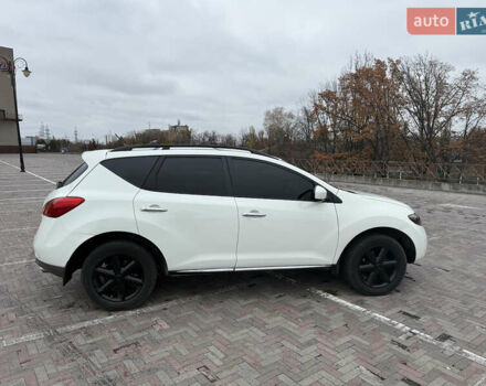 Белый Ниссан Мурано, объемом двигателя 3.5 л и пробегом 245 тыс. км за 6600 $, фото 7 на Automoto.ua