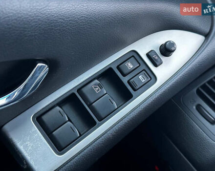 Белый Ниссан Мурано, объемом двигателя 3.5 л и пробегом 173 тыс. км за 10555 $, фото 25 на Automoto.ua