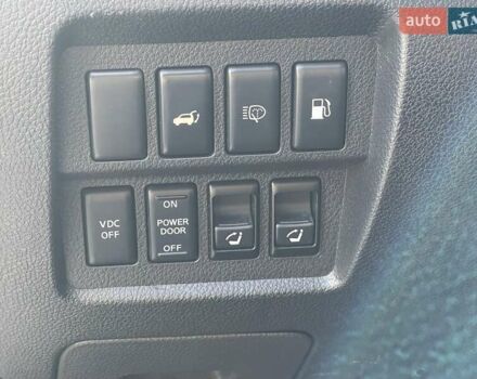 Белый Ниссан Мурано, объемом двигателя 3.5 л и пробегом 224 тыс. км за 10500 $, фото 38 на Automoto.ua