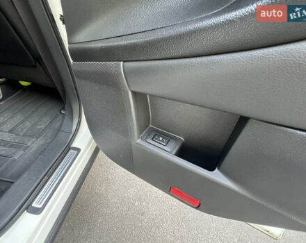 Белый Ниссан Мурано, объемом двигателя 3.5 л и пробегом 141 тыс. км за 11111 $, фото 22 на Automoto.ua