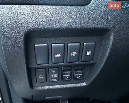 Белый Ниссан Мурано, объемом двигателя 3.5 л и пробегом 173 тыс. км за 10555 $, фото 13 на Automoto.ua