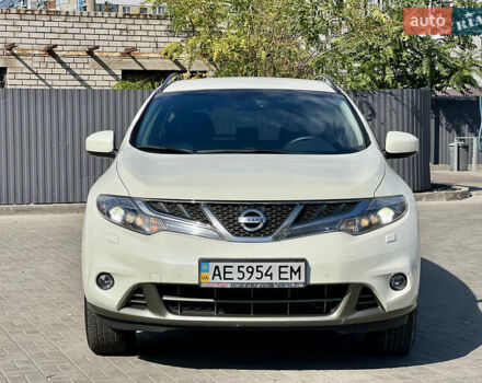 Белый Ниссан Мурано, объемом двигателя 3.5 л и пробегом 141 тыс. км за 11111 $, фото 5 на Automoto.ua