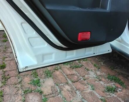 Білий Ніссан Мурано, об'ємом двигуна 3.5 л та пробігом 146 тис. км за 10300 $, фото 7 на Automoto.ua