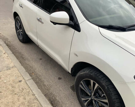 Белый Ниссан Мурано, объемом двигателя 2.49 л и пробегом 290 тыс. км за 9440 $, фото 1 на Automoto.ua