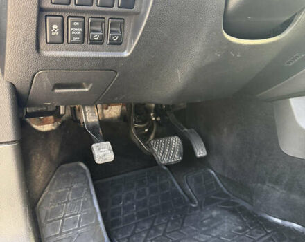 Белый Ниссан Мурано, объемом двигателя 3.5 л и пробегом 354 тыс. км за 7999 $, фото 10 на Automoto.ua