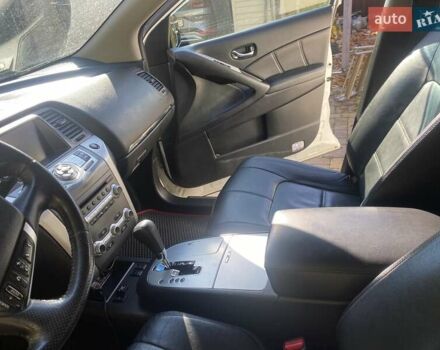 Белый Ниссан Мурано, объемом двигателя 3.5 л и пробегом 165 тыс. км за 10900 $, фото 14 на Automoto.ua