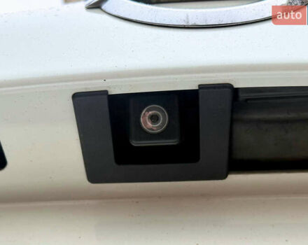 Белый Ниссан Мурано, объемом двигателя 3.5 л и пробегом 160 тыс. км за 10990 $, фото 15 на Automoto.ua