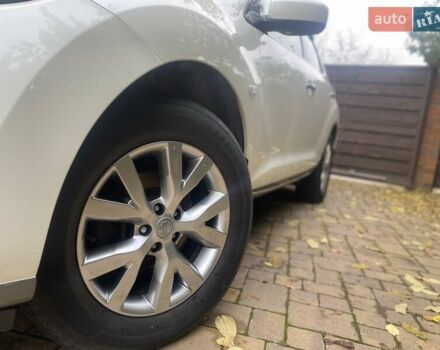 Белый Ниссан Мурано, объемом двигателя 3.5 л и пробегом 165 тыс. км за 10900 $, фото 3 на Automoto.ua