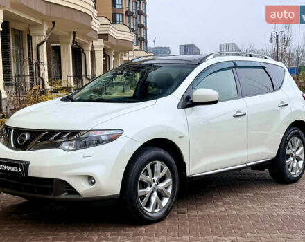 Белый Ниссан Мурано, объемом двигателя 3.5 л и пробегом 160 тыс. км за 10990 $, фото 4 на Automoto.ua