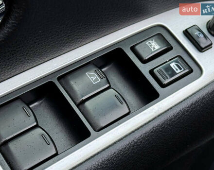 Белый Ниссан Мурано, объемом двигателя 3.5 л и пробегом 160 тыс. км за 10990 $, фото 16 на Automoto.ua