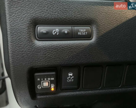 Белый Ниссан Мурано, объемом двигателя 3.5 л и пробегом 158 тыс. км за 13500 $, фото 15 на Automoto.ua