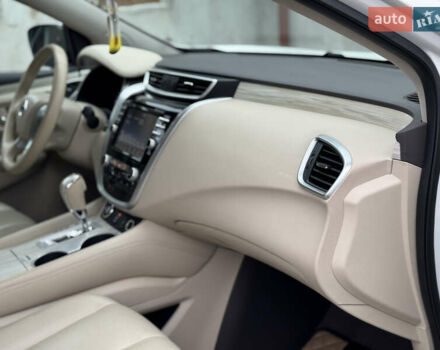 Белый Ниссан Мурано, объемом двигателя 3.5 л и пробегом 130 тыс. км за 13499 $, фото 22 на Automoto.ua