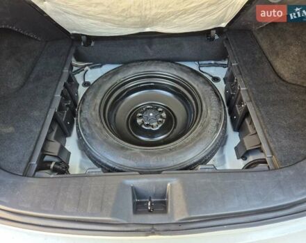 Белый Ниссан Мурано, объемом двигателя 3.5 л и пробегом 160 тыс. км за 14500 $, фото 20 на Automoto.ua