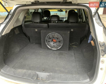 Белый Ниссан Мурано, объемом двигателя 3.5 л и пробегом 104 тыс. км за 12900 $, фото 5 на Automoto.ua