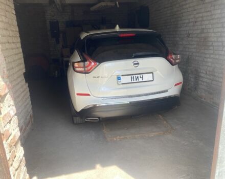 Белый Ниссан Мурано, объемом двигателя 0 л и пробегом 57 тыс. км за 19300 $, фото 2 на Automoto.ua