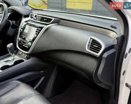 Белый Ниссан Мурано, объемом двигателя 3.5 л и пробегом 130 тыс. км за 15800 $, фото 41 на Automoto.ua