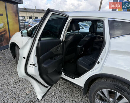 Белый Ниссан Мурано, объемом двигателя 3.5 л и пробегом 130 тыс. км за 15800 $, фото 56 на Automoto.ua