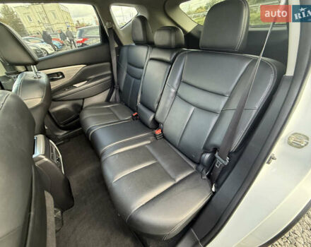 Белый Ниссан Мурано, объемом двигателя 3.5 л и пробегом 130 тыс. км за 15800 $, фото 55 на Automoto.ua