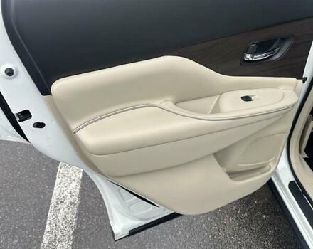 Белый Ниссан Мурано, объемом двигателя 3.5 л и пробегом 73 тыс. км за 27999 $, фото 28 на Automoto.ua