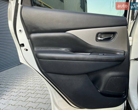 Белый Ниссан Мурано, объемом двигателя 3.5 л и пробегом 177 тыс. км за 14900 $, фото 40 на Automoto.ua