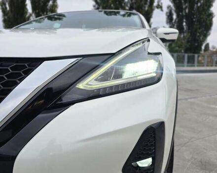 Белый Ниссан Мурано, объемом двигателя 3.5 л и пробегом 82 тыс. км за 21000 $, фото 6 на Automoto.ua