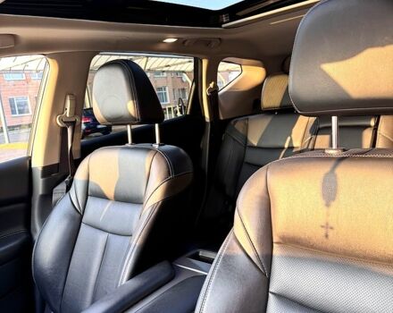 Белый Ниссан Мурано, объемом двигателя 3.5 л и пробегом 93 тыс. км за 19200 $, фото 5 на Automoto.ua