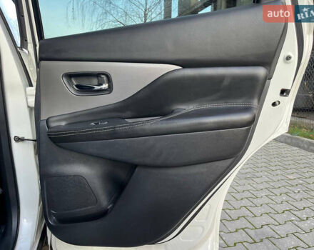 Белый Ниссан Мурано, объемом двигателя 3.5 л и пробегом 177 тыс. км за 14900 $, фото 36 на Automoto.ua