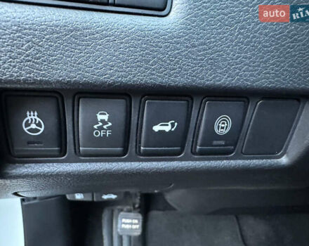 Белый Ниссан Мурано, объемом двигателя 3.5 л и пробегом 177 тыс. км за 19300 $, фото 20 на Automoto.ua