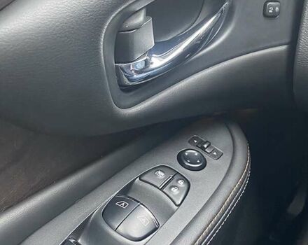 Белый Ниссан Мурано, объемом двигателя 3.5 л и пробегом 60 тыс. км за 23000 $, фото 18 на Automoto.ua