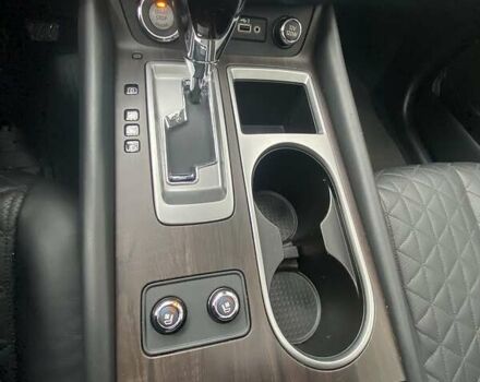 Белый Ниссан Мурано, объемом двигателя 3.5 л и пробегом 60 тыс. км за 23000 $, фото 17 на Automoto.ua